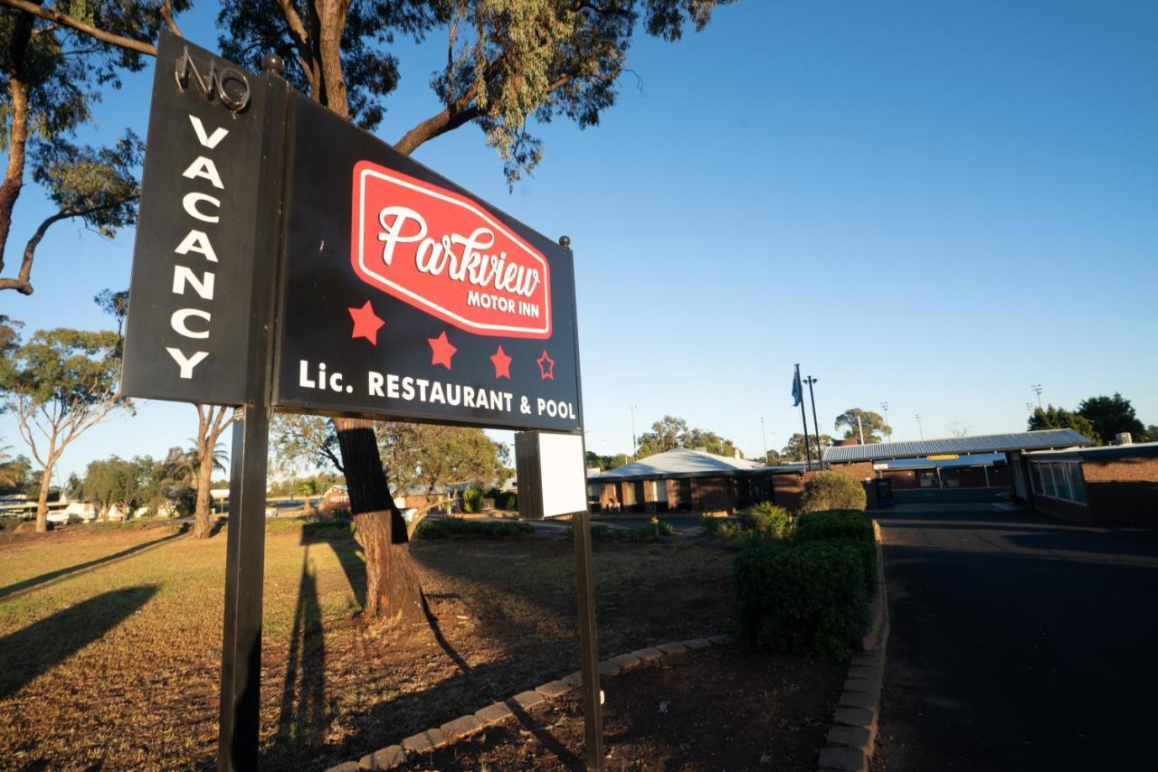 Parkview Motor Inn Parkes Bagian luar foto