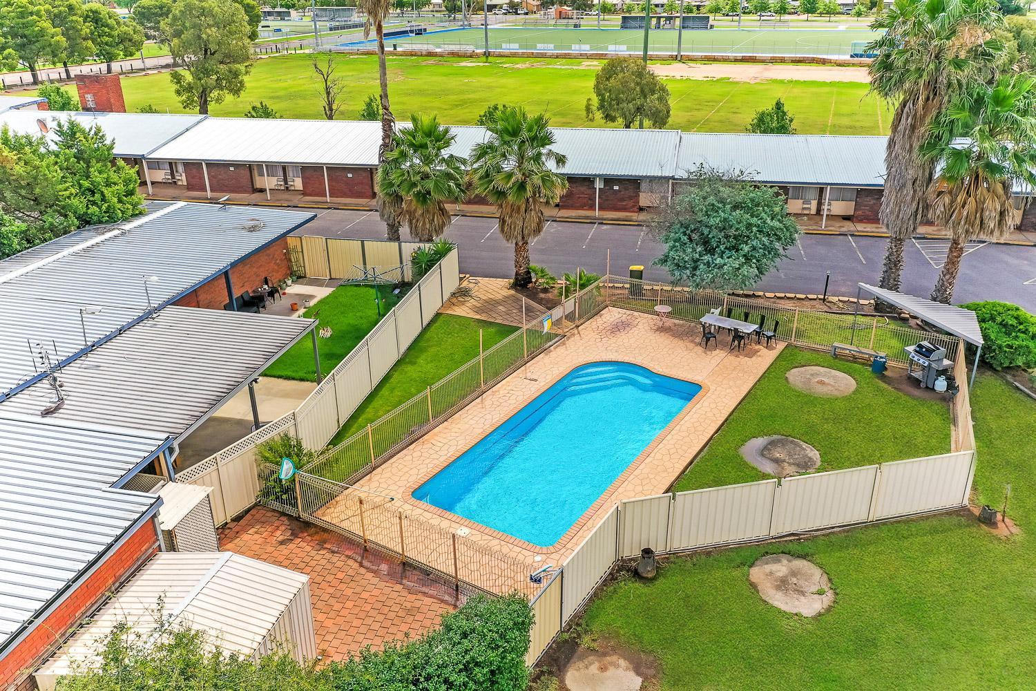 Parkview Motor Inn Parkes Bagian luar foto