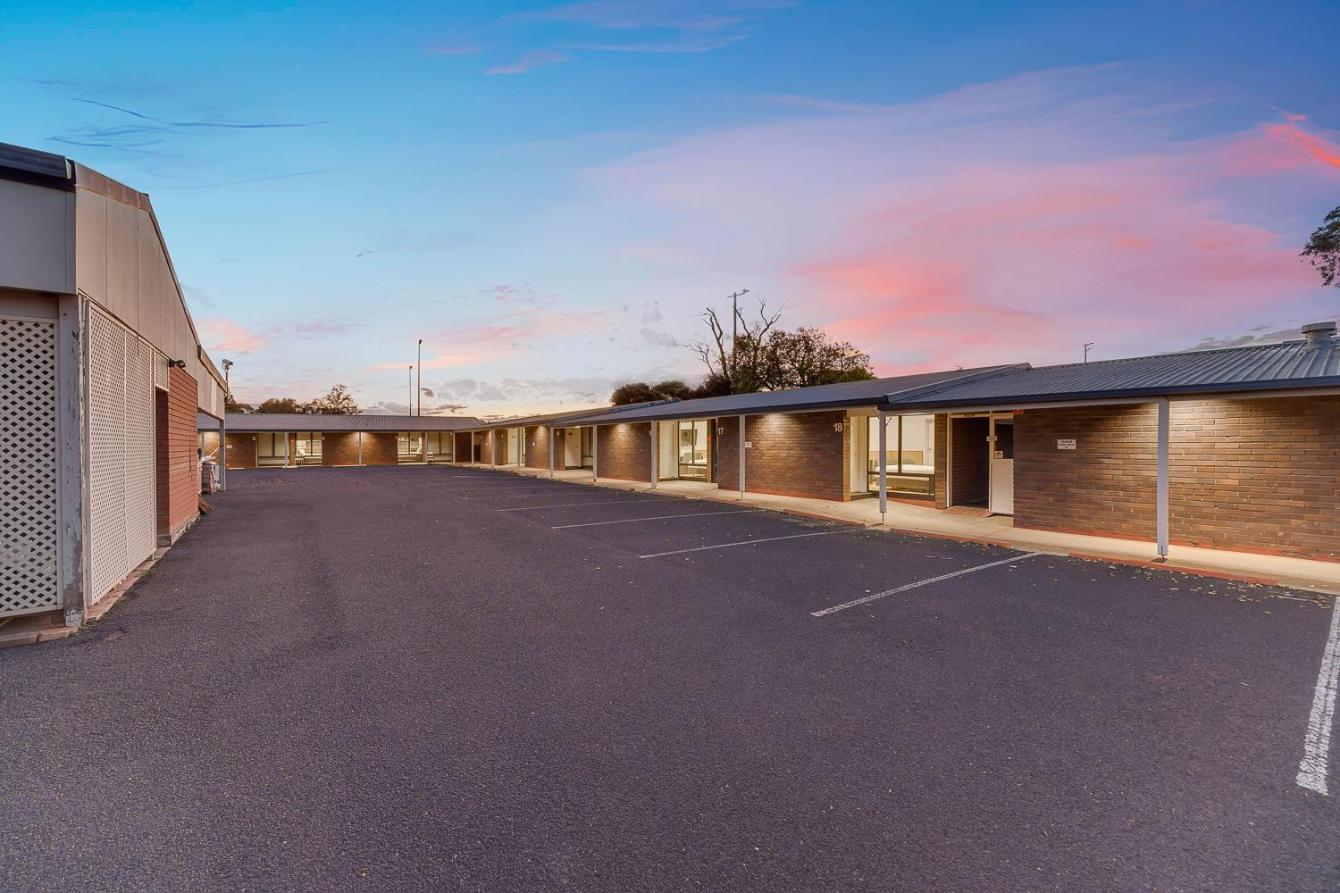 Parkview Motor Inn Parkes Bagian luar foto